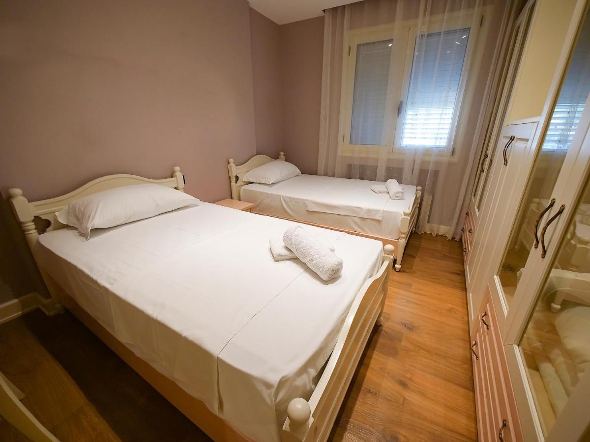 Sea Side Apartment Влёра Экстерьер фото