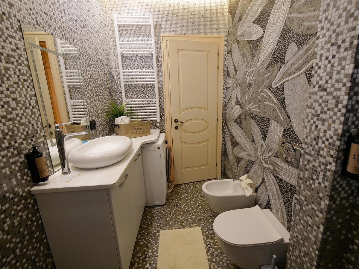 Sea Side Apartment Влёра Экстерьер фото